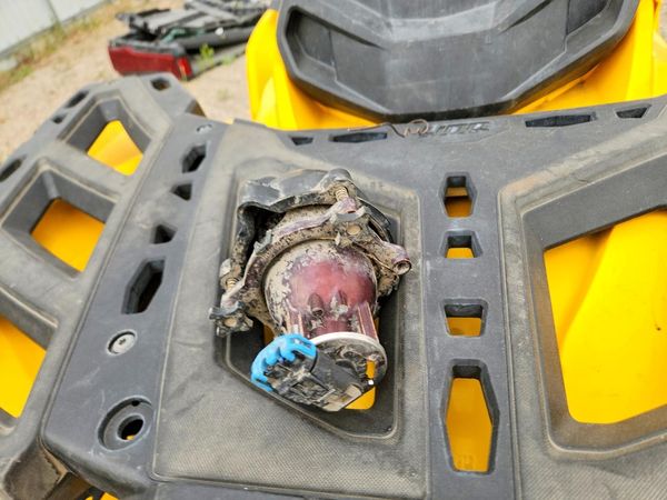 2014 CAN-AM OUTLANDER XT/XT-P/MOS/LE