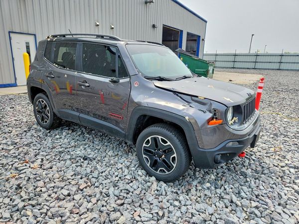 2017 JEEP RENEGADE TRAILHAWK 4X4