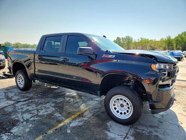2021 CHEVROLET SILVERADO Trail Boss - LT