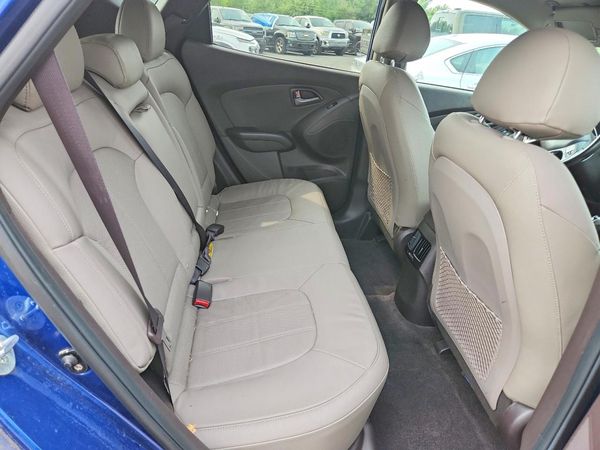 2015 HYUNDAI TUCSON GLS (Middle)