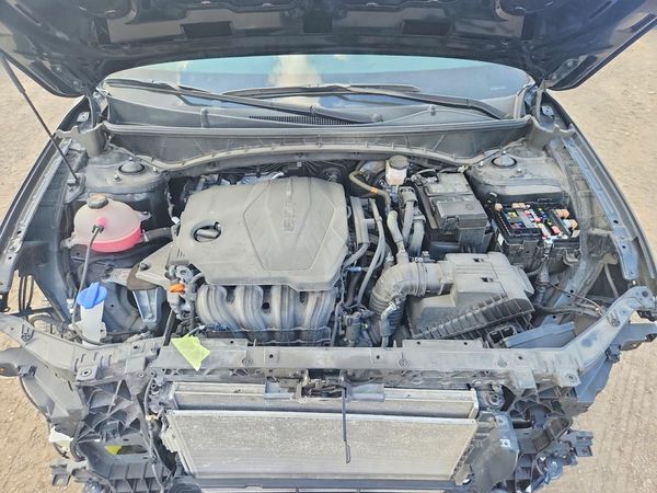 2025 HYUNDAI TUCSON XRT — Engine bay
