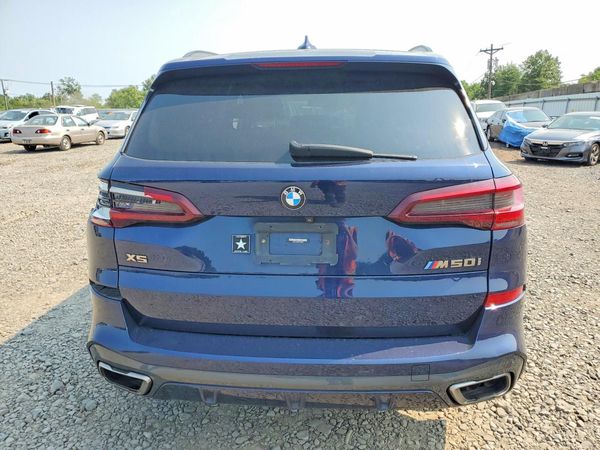 2021 BMW X5 M50i