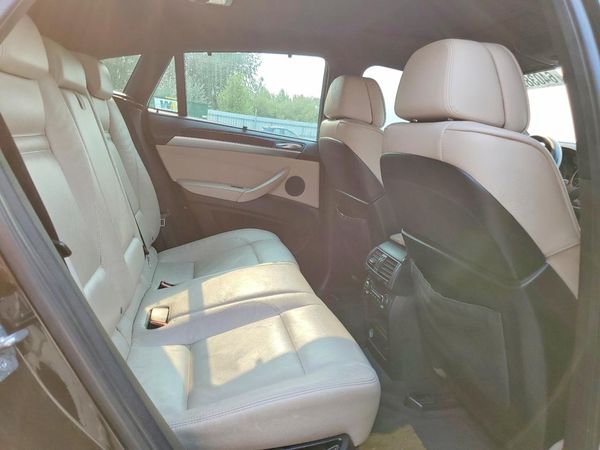 2012 BMW X6 xDrive35i