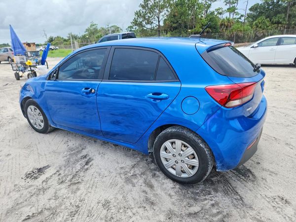 2021 KIA RIO