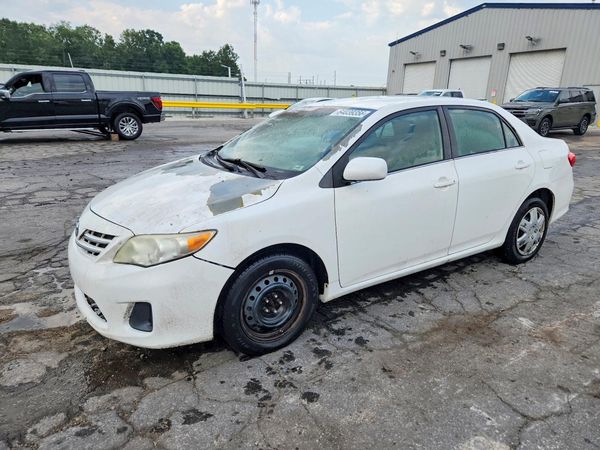2013 TOYOTA COROLLA