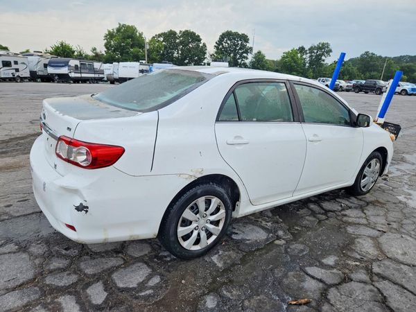 2013 TOYOTA COROLLA