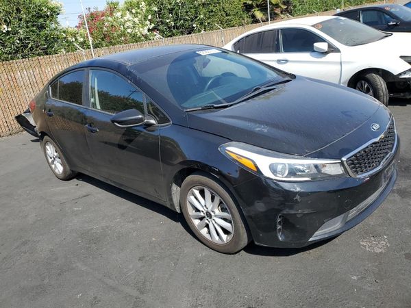 2017 KIA FORTE