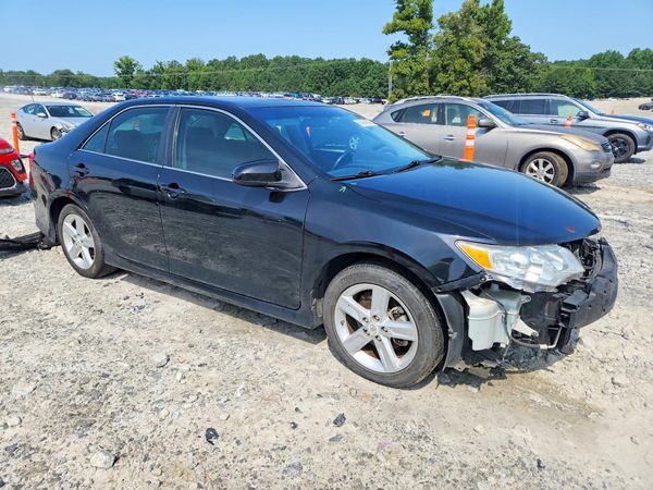 2012 TOYOTA CAMRY
