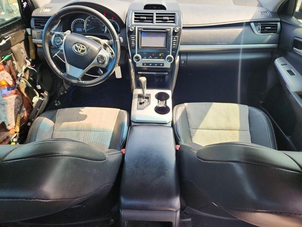 2012 TOYOTA CAMRY