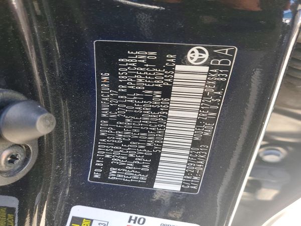 2018 TOYOTA COROLLA