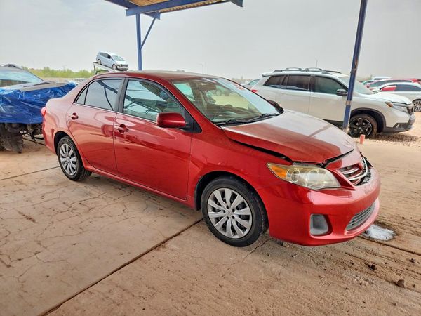 2013 TOYOTA COROLLA
