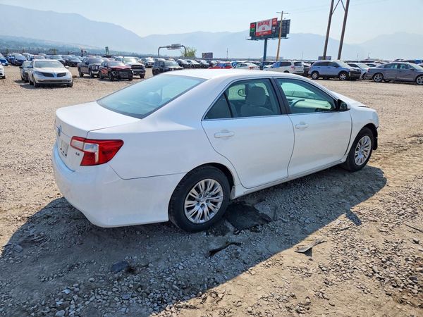 2013 TOYOTA CAMRY