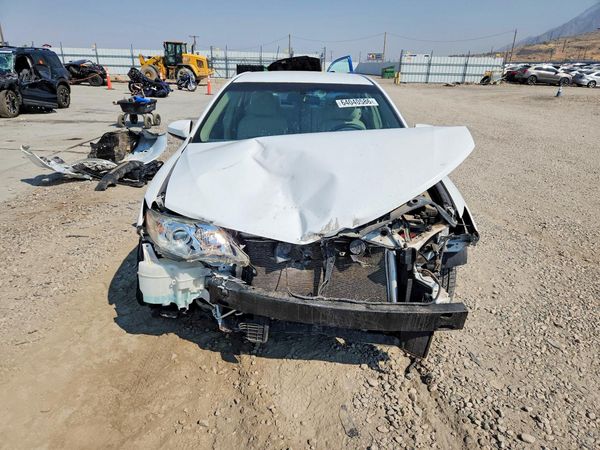 2013 TOYOTA CAMRY