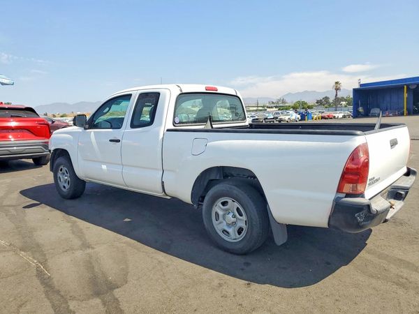 2015 TOYOTA TACOMA Delux Grade