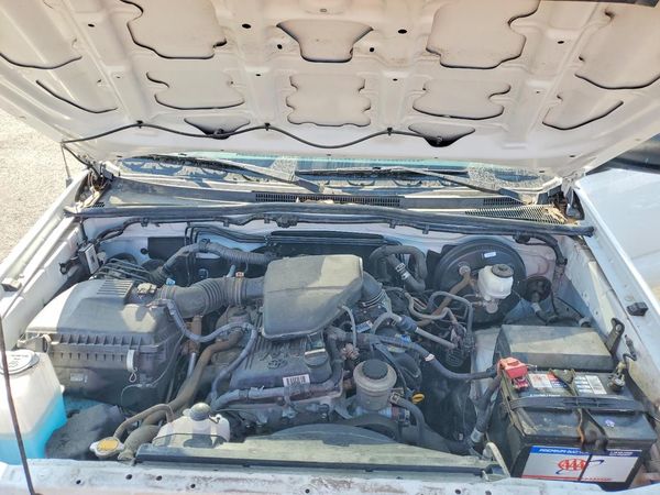 2015 TOYOTA TACOMA Delux Grade