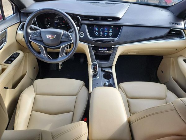2018 CADILLAC XT5