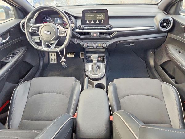 2021 KIA FORTE GT Line