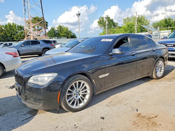 2014 BMW 750