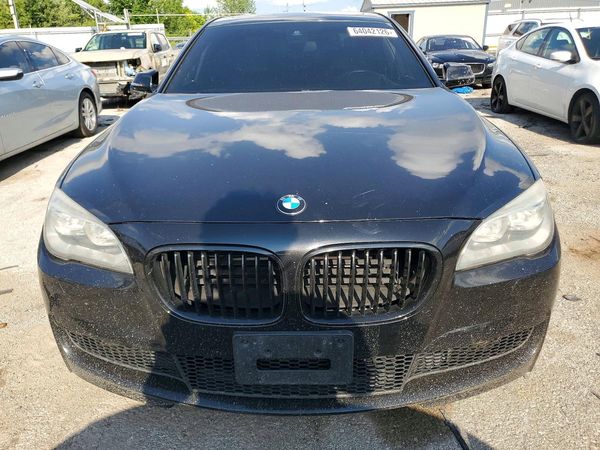 2014 BMW 750