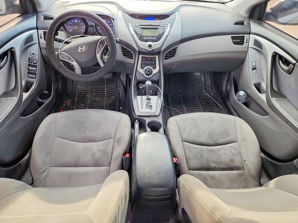2012 HYUNDAI ELANTRA GLS(Middle grade)