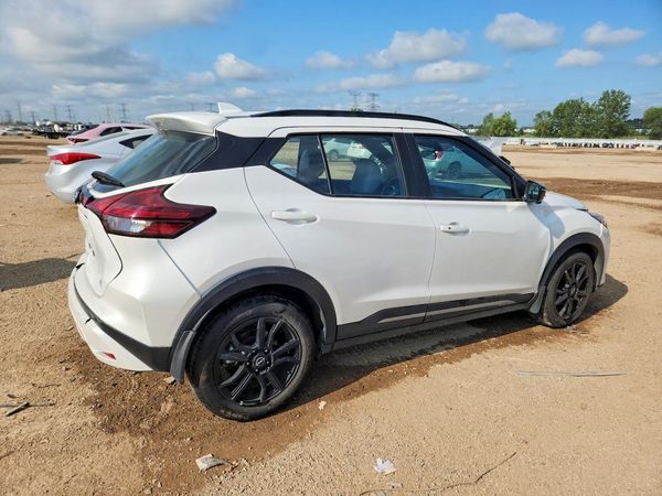 2024 NISSAN KICKS SR