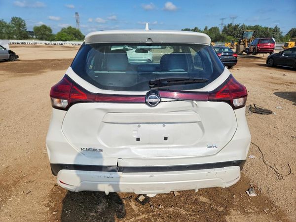 2024 NISSAN KICKS SR