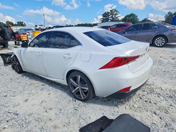 2017 LEXUS IS 200t