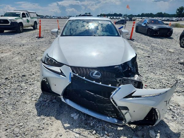 2017 LEXUS IS 200t