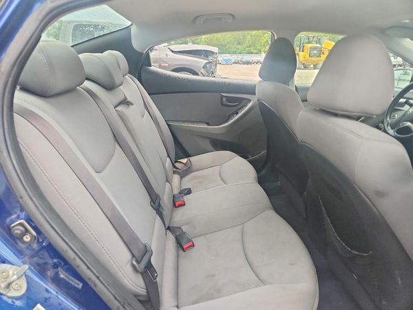 2013 HYUNDAI ELANTRA