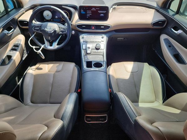 2022 HYUNDAI SANTA FE SEL w/ Premium Pkg