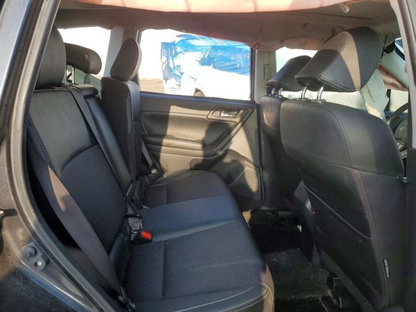 2018 SUBARU FORESTER Premium+ES
