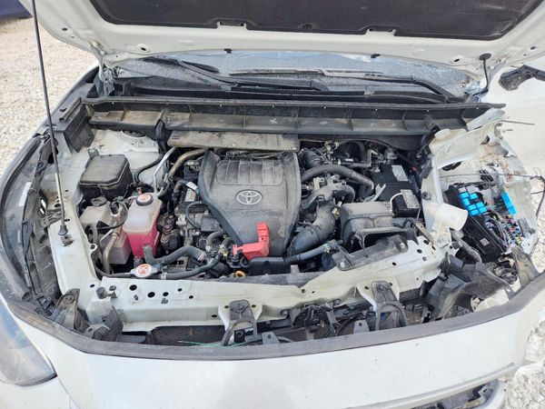 2024 TOYOTA HIGHLANDER — Engine bay