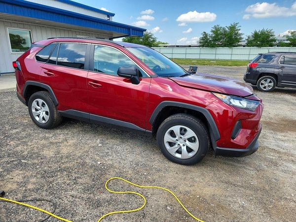 2020 TOYOTA RAV4 LE