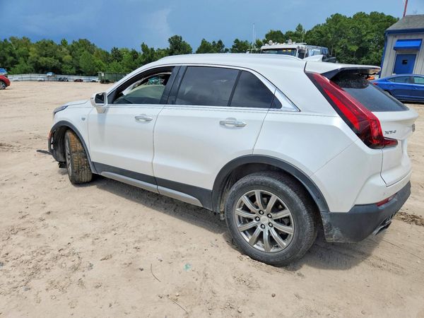 2019 CADILLAC XT4 Premium Luxury