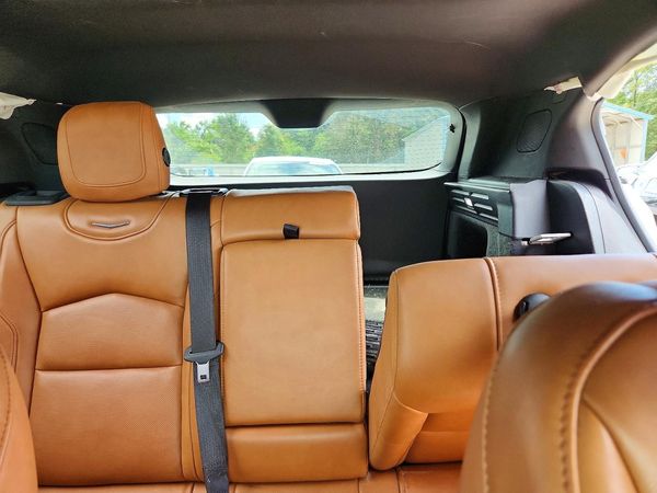 2019 CADILLAC XT4 Premium Luxury