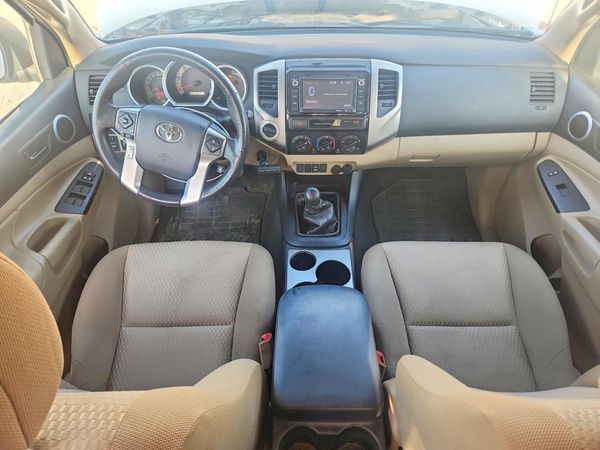 2015 TOYOTA TACOMA Delux Grade