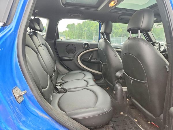 2012 MINI COOPER