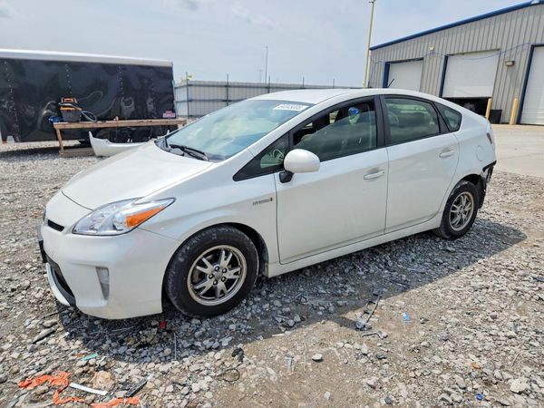 2014 TOYOTA PRIUS