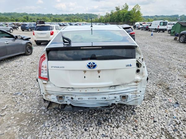 2014 TOYOTA PRIUS