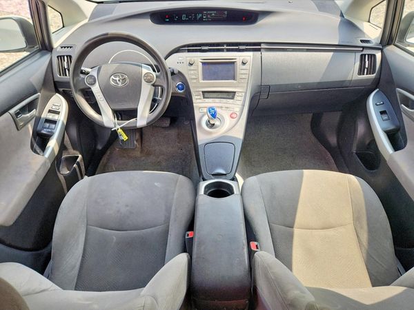 2014 TOYOTA PRIUS