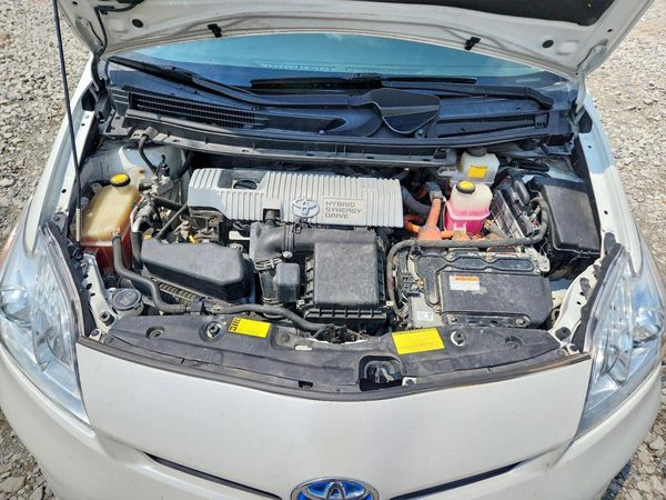 2014 TOYOTA PRIUS