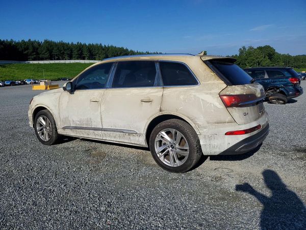 2022 AUDI Q7 quattro Premium Plus