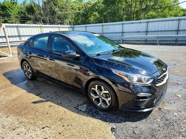 2021 KIA FORTE FE, LXS