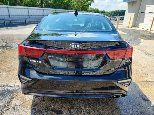 2021 KIA FORTE FE, LXS