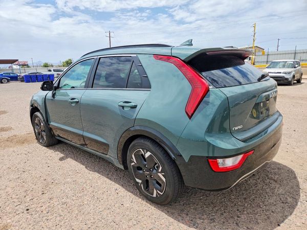 2024 KIA NIRO Wind