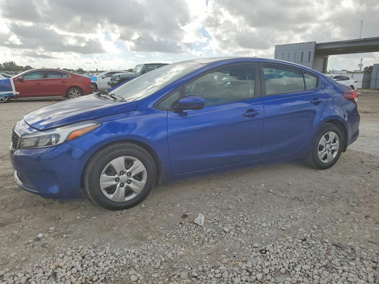 2017 KIA FORTE LX Base