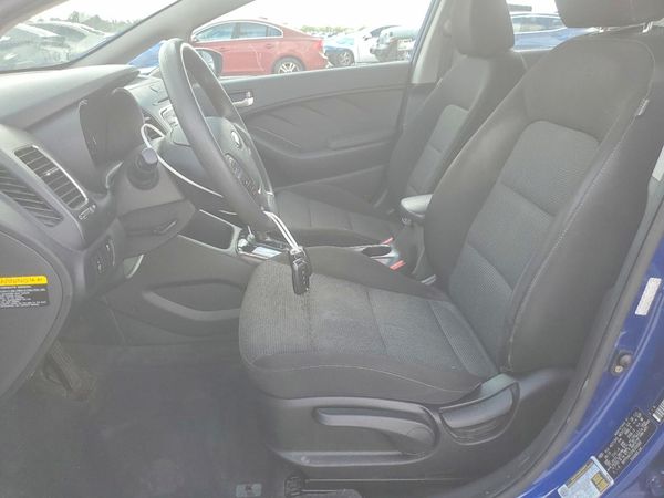 2017 KIA FORTE LX Base