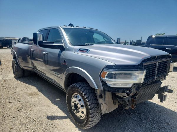 2022 RAM 3500 LARAMIE CREW CAB 4X4