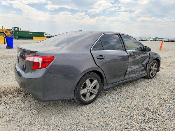 2013 TOYOTA CAMRY