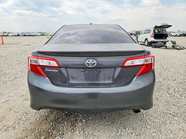 2013 TOYOTA CAMRY